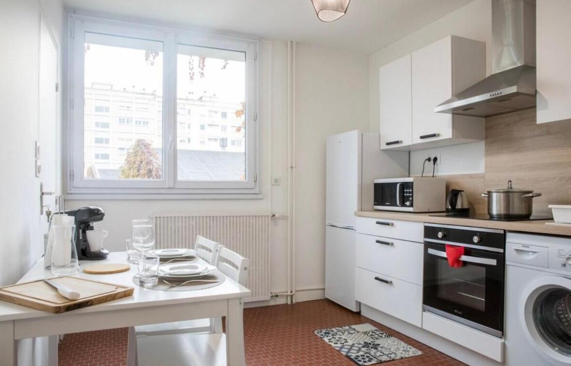 Charmant Appartement T1 Mâcon Exteriör bild