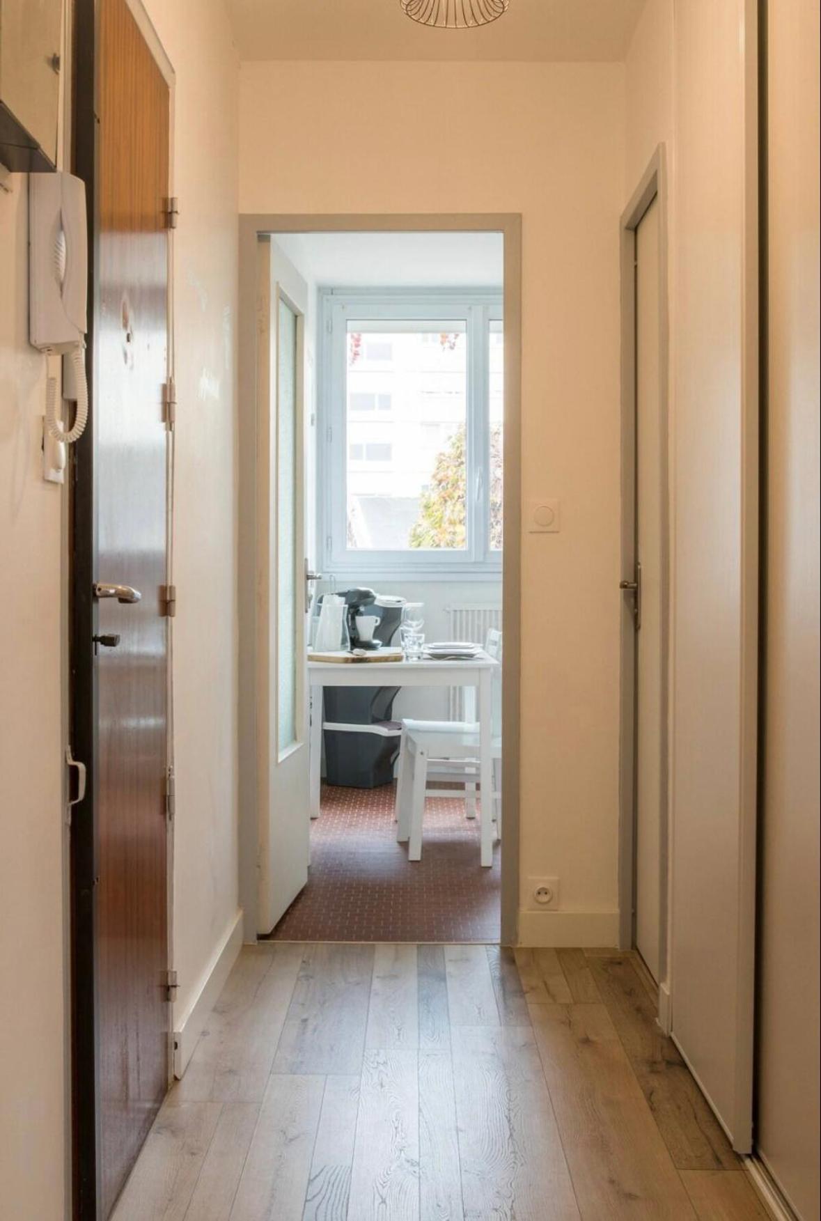 Charmant Appartement T1 Mâcon Exteriör bild